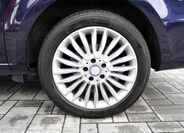 Mercedes-Benz Třídy V 17