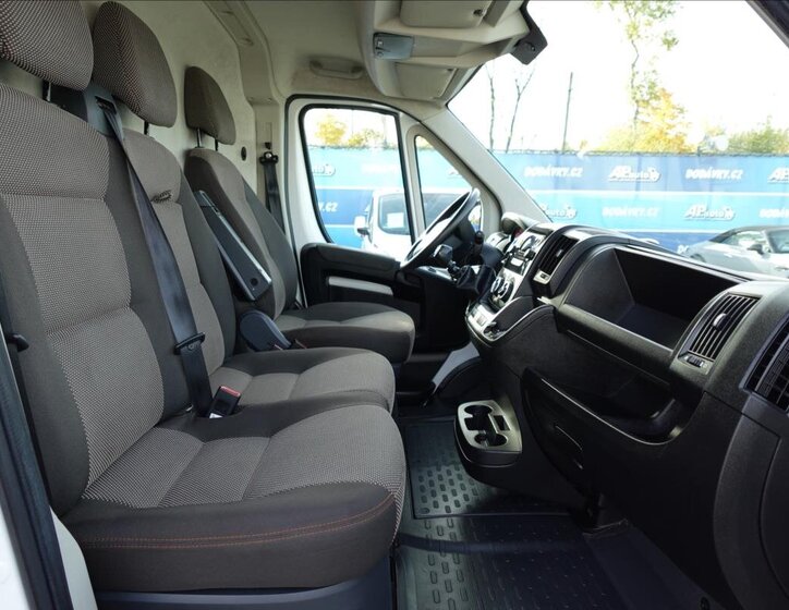 Citroën Jumper Ostatní 2,2 l 121 kw