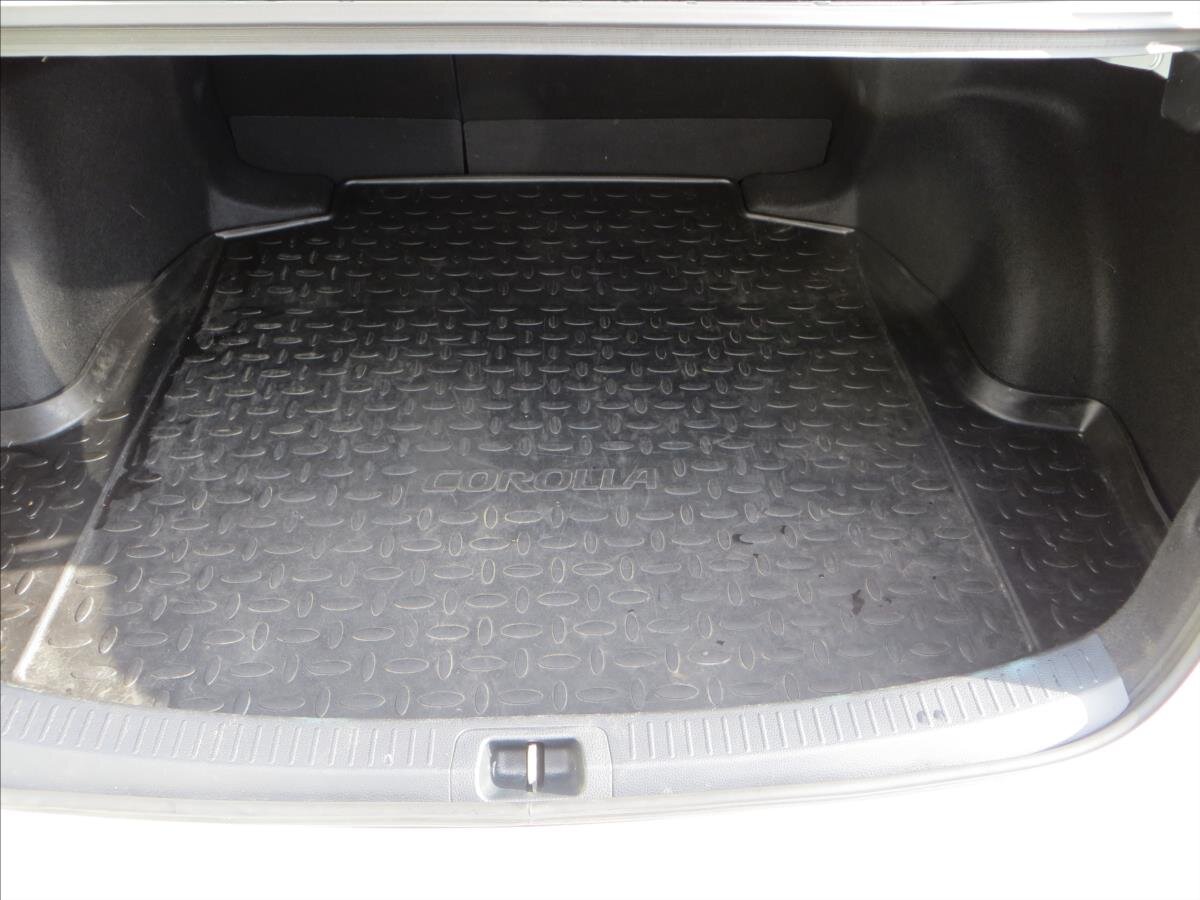 Toyota Corolla Sedan 1,8 l 72 kw