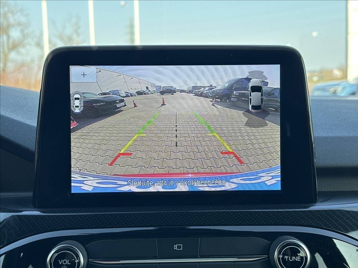 Ford Kuga SUV / Terénní 1,5 l 110 kw