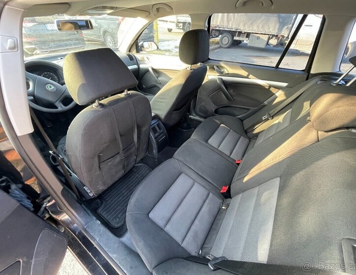 Škoda Octavia Kombi 0,0 77 kw