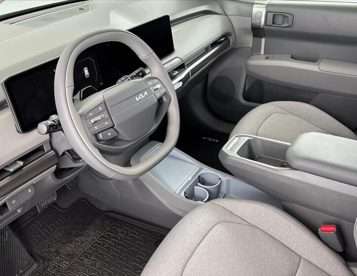 KIA EV3 SUV / Terénní 0,0 150 kw