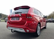 Mitsubishi Outlander SUV / Terénní 2,4 l 165 kw