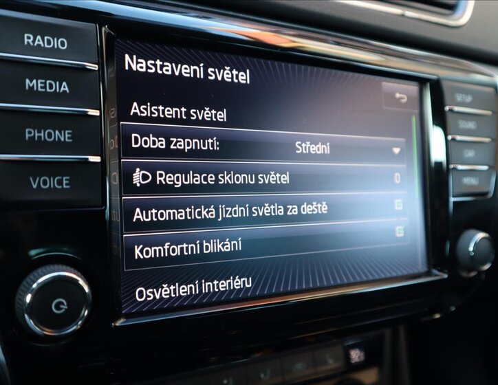 Škoda Superb Kombi 2,0 l 110 kw