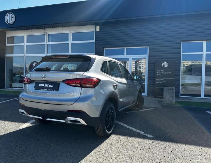 MG ZS 3