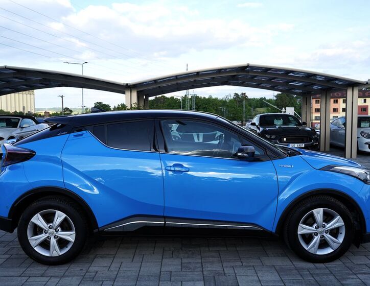 Toyota C-HR 7