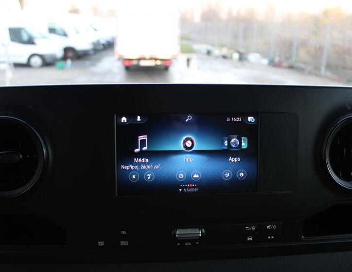 Mercedes-Benz Sprinter 17