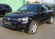 Volkswagen Touareg 1