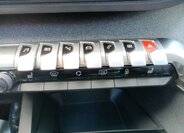 Peugeot 3008 SUV / Terénní 1,6 l 88 kw