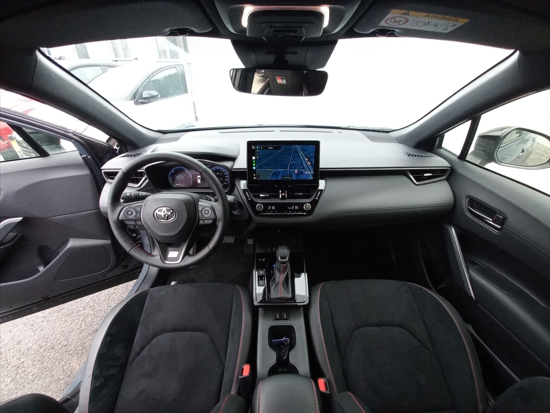 Toyota Corolla Cross CUV 2,0 l 98 kw