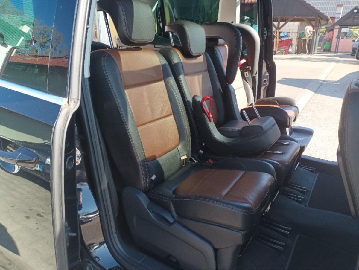 Volkswagen Sharan Kombi 2,0 l 130 kw