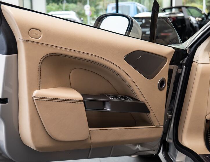 Aston Martin Rapide 9