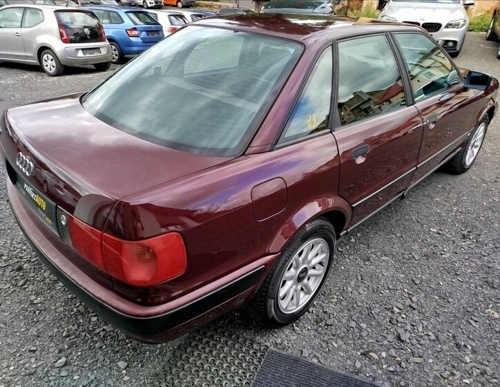 Audi 80 Sedan / Limuzína 2,0 l 66 kw