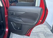 Mitsubishi Outlander 20