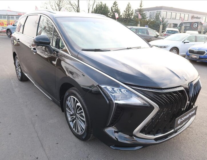 Dongfeng U-Tour MPV 1,5 l 130 kw