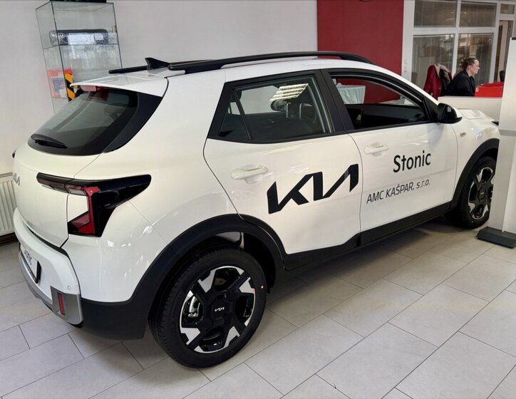 KIA Stonic Sedan / Limuzína 998,0 74 kw
