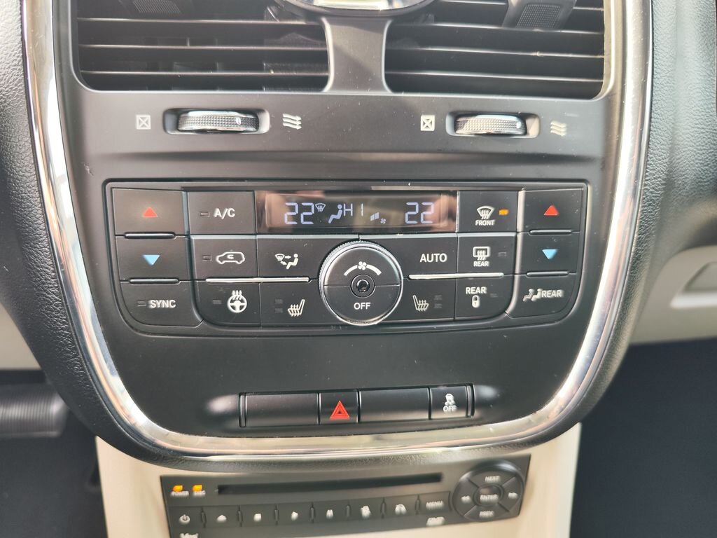 Lancia Voyager MPV 2,8 l 120 kw