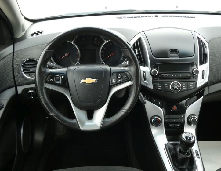 Chevrolet Cruze 29