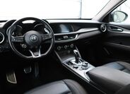 Alfa Romeo Stelvio 19