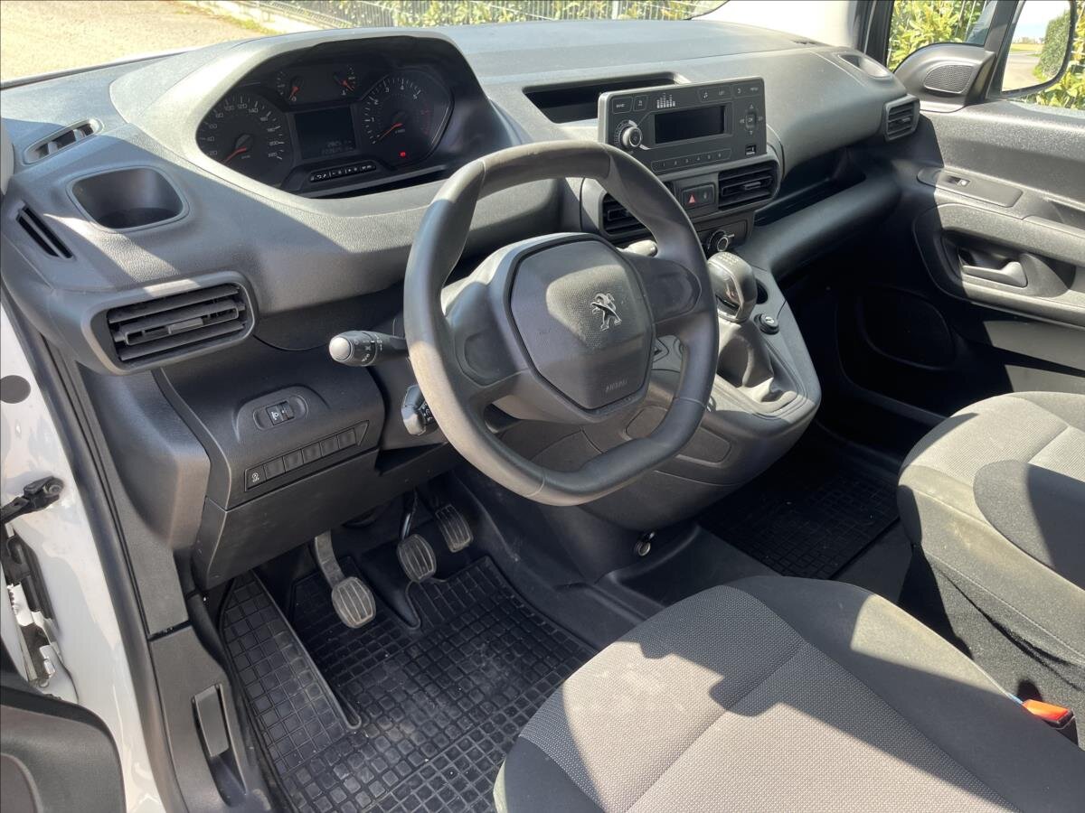 Peugeot Partner Skříň 1,5 l 75 kw