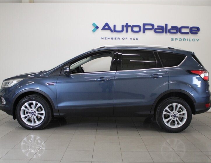 Ford Kuga SUV / Terénní 1,5 l 110 kw