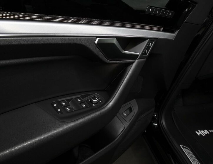 Volkswagen Touareg 16