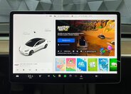 Tesla Model 3 Sedan / Limuzína 0,0 239 kw