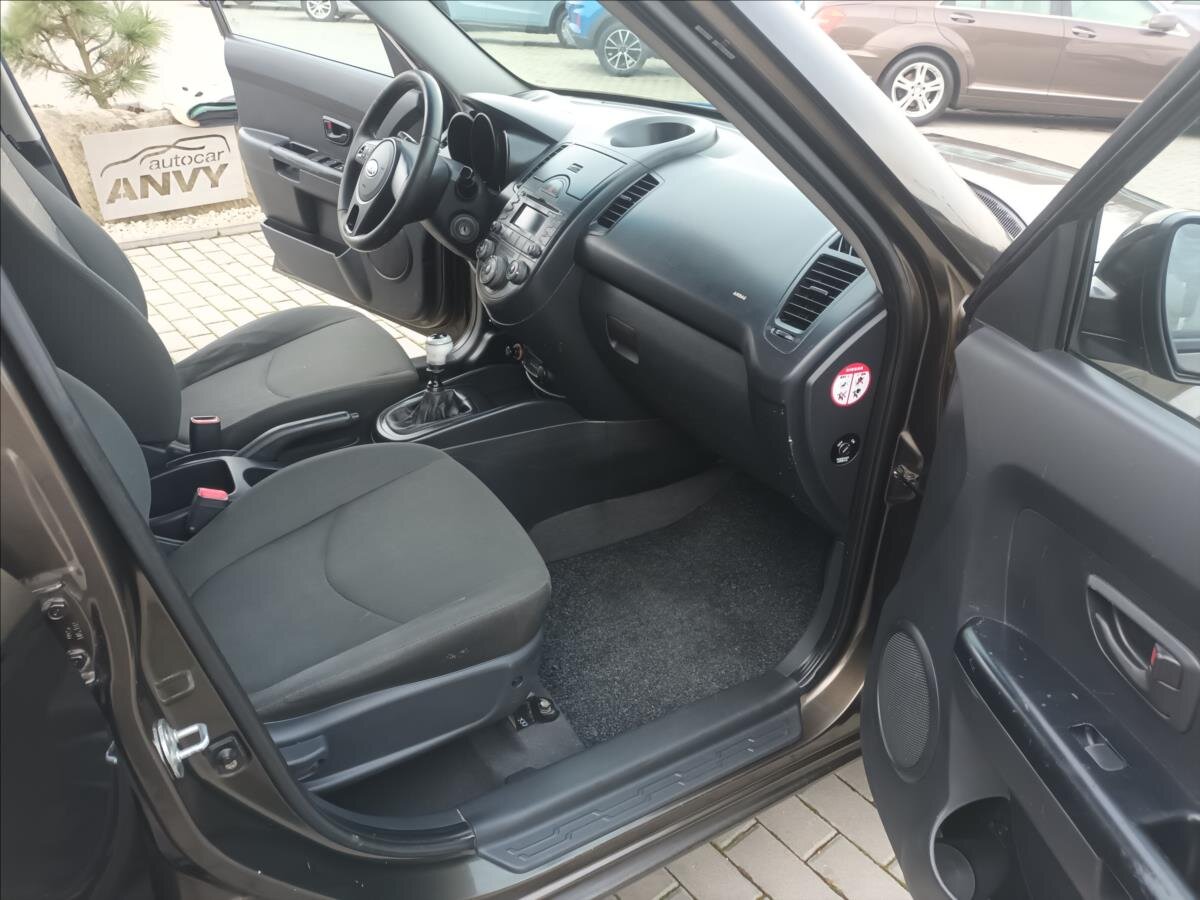 KIA Soul Hatchback 1,6 l 94 kw