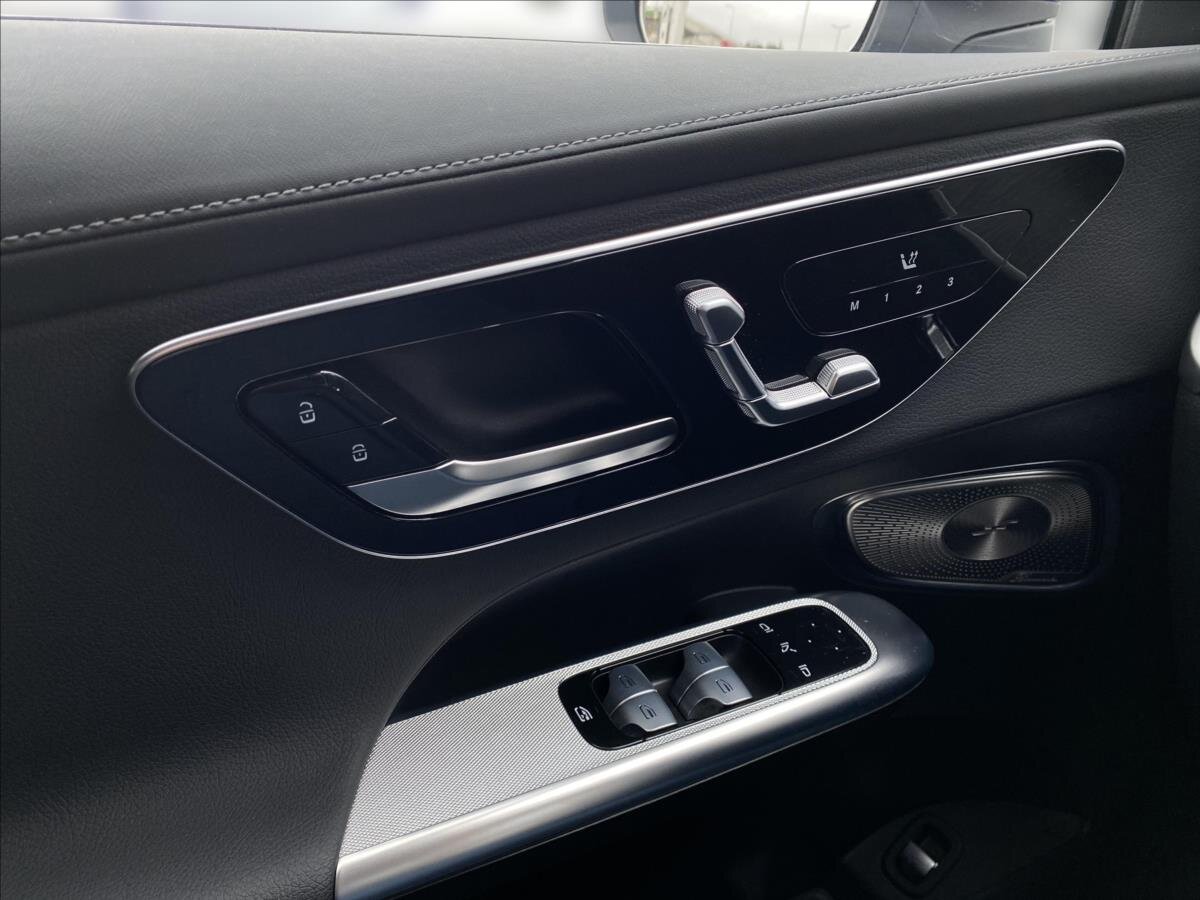 Mercedes-Benz GLC SUV 2,0 l 145 kw