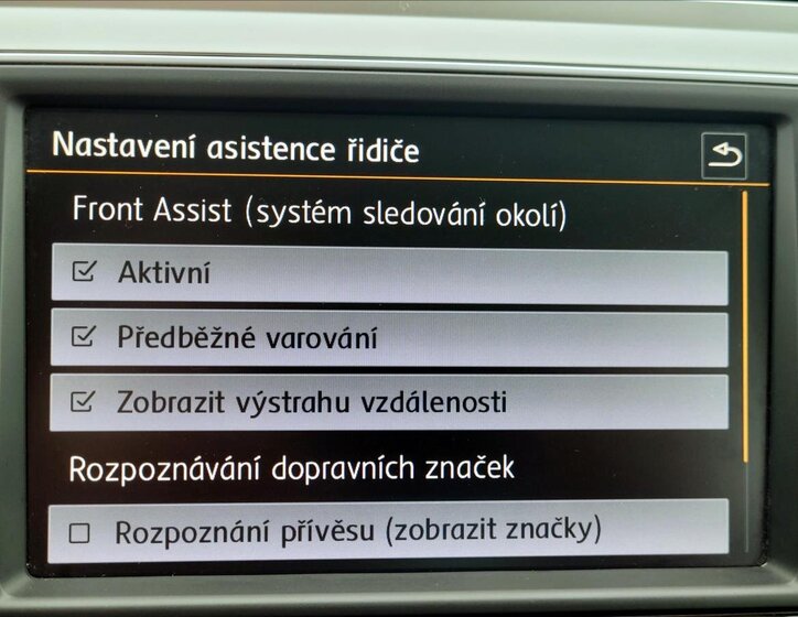 Volkswagen Passat Kombi 1,6 l 88 kw