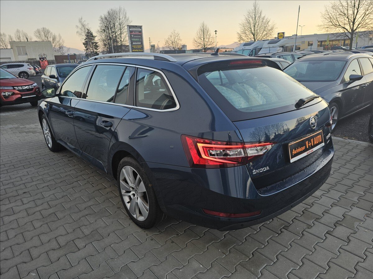 Škoda Superb Kombi 2,0 l 140 kw