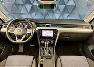 Volkswagen Passat 10