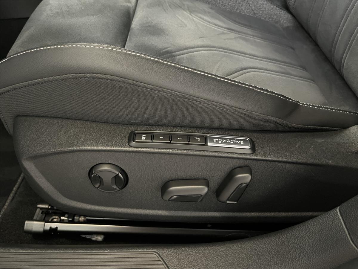 Volkswagen Golf Kombi 1,5 l 110 kw