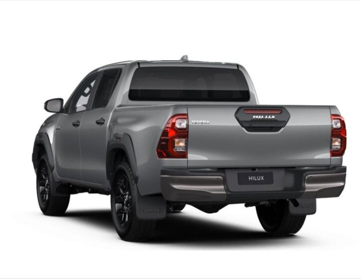 Toyota Hilux Pick-up 2,8 l 150 kw