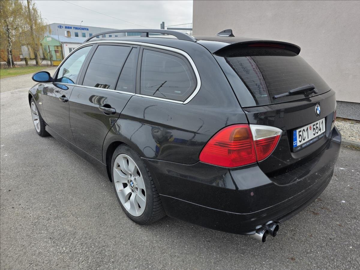 BMW Řada 3 Kombi 3,0 l 170 kw