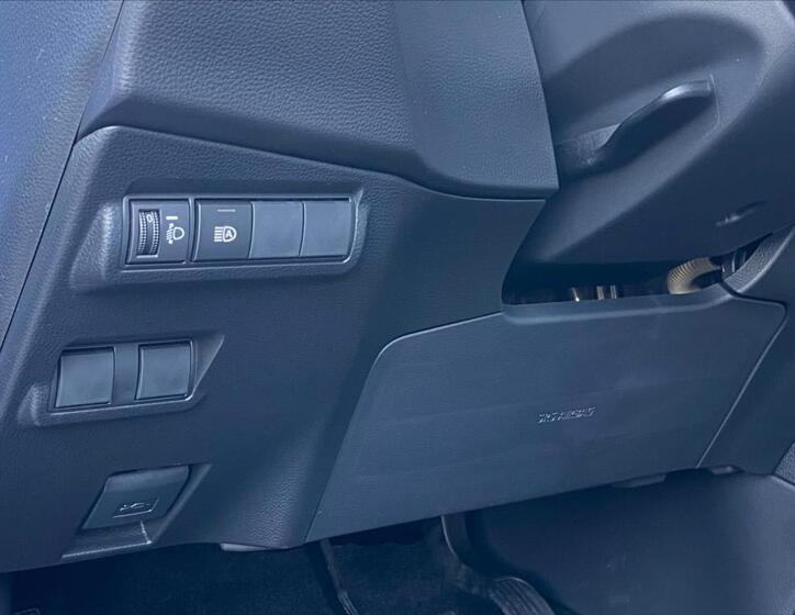 Toyota Corolla Cross 14