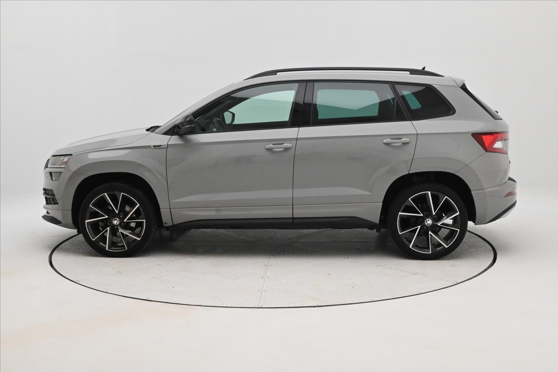 Škoda Karoq SUV 1,5 l 110 kw