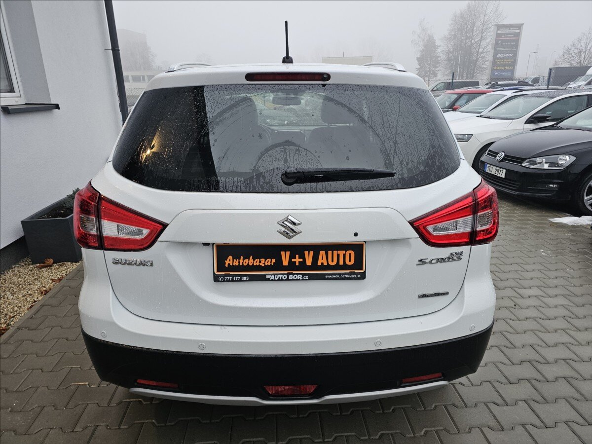 Suzuki SX4 S-Cross Hatchback 1,4 l 103 kw