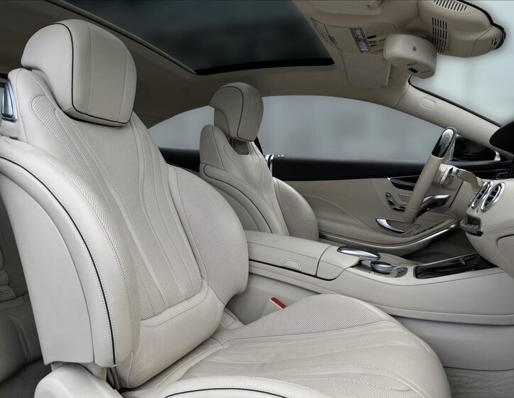 Mercedes-Benz Třídy S Kupé 4,7 l 335 kw