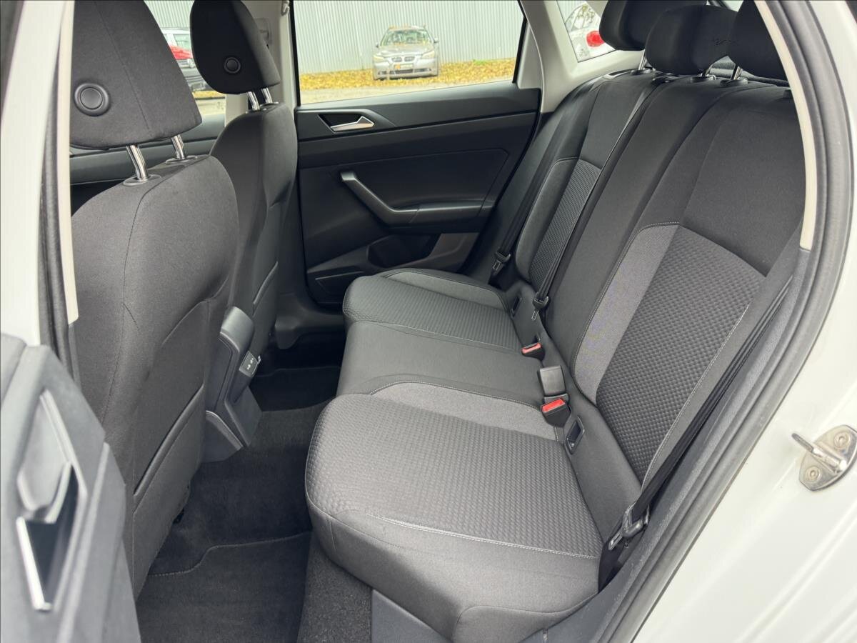 Volkswagen Polo Hatchback 999,0 70 kw