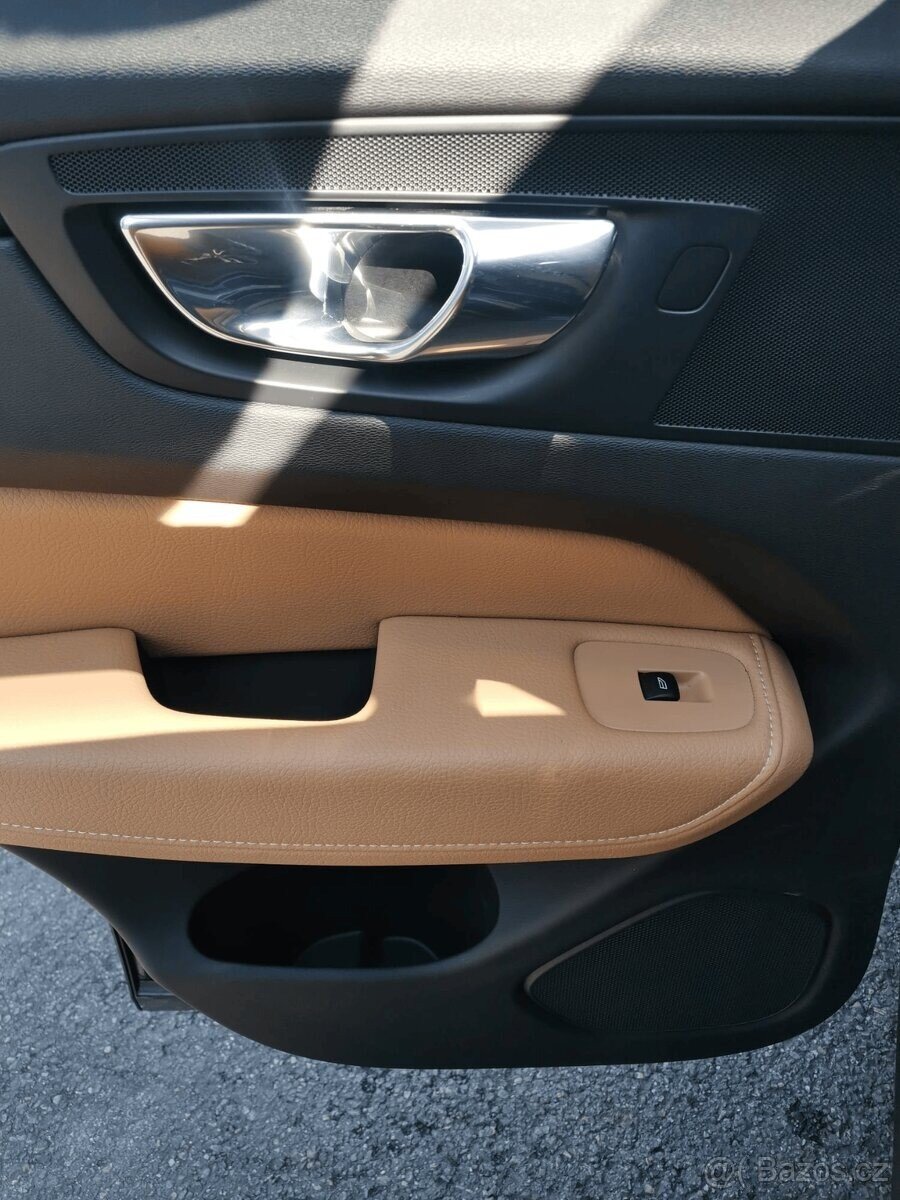 Volvo XC60 SUV / Terénní 0,0 140 kw