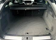 Land Rover Range Rover Velar SUV / Terénní 2,0 l 150 kw