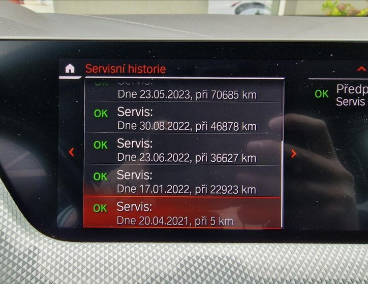 BMW Řada 2 Sedan / Limuzína 2,0 l 110 kw