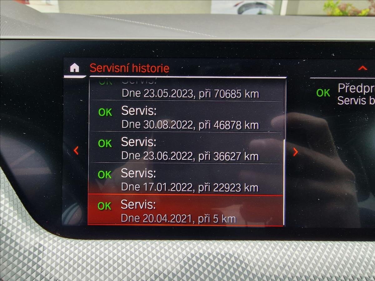 BMW Řada 2 Sedan / Limuzína 2,0 l 110 kw