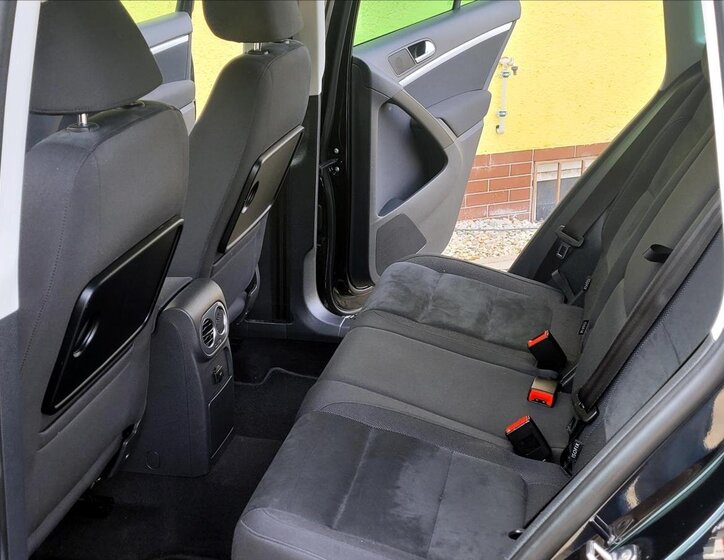 Volkswagen Tiguan SUV 2,0 l 103 kw