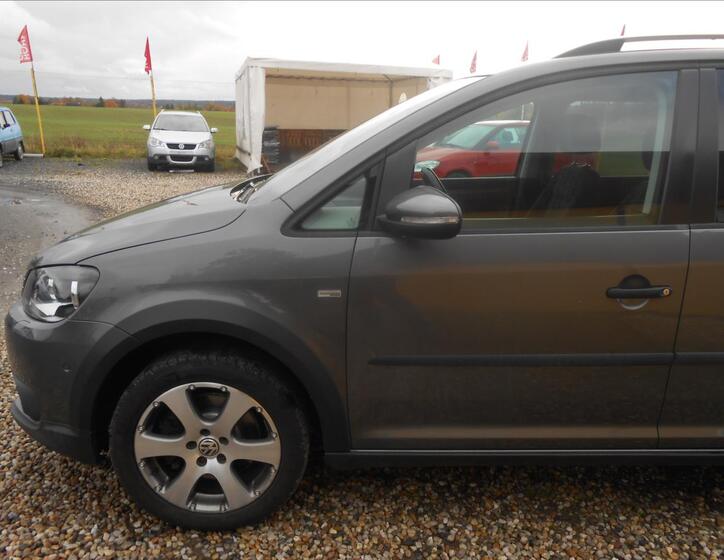 Volkswagen Touran 10