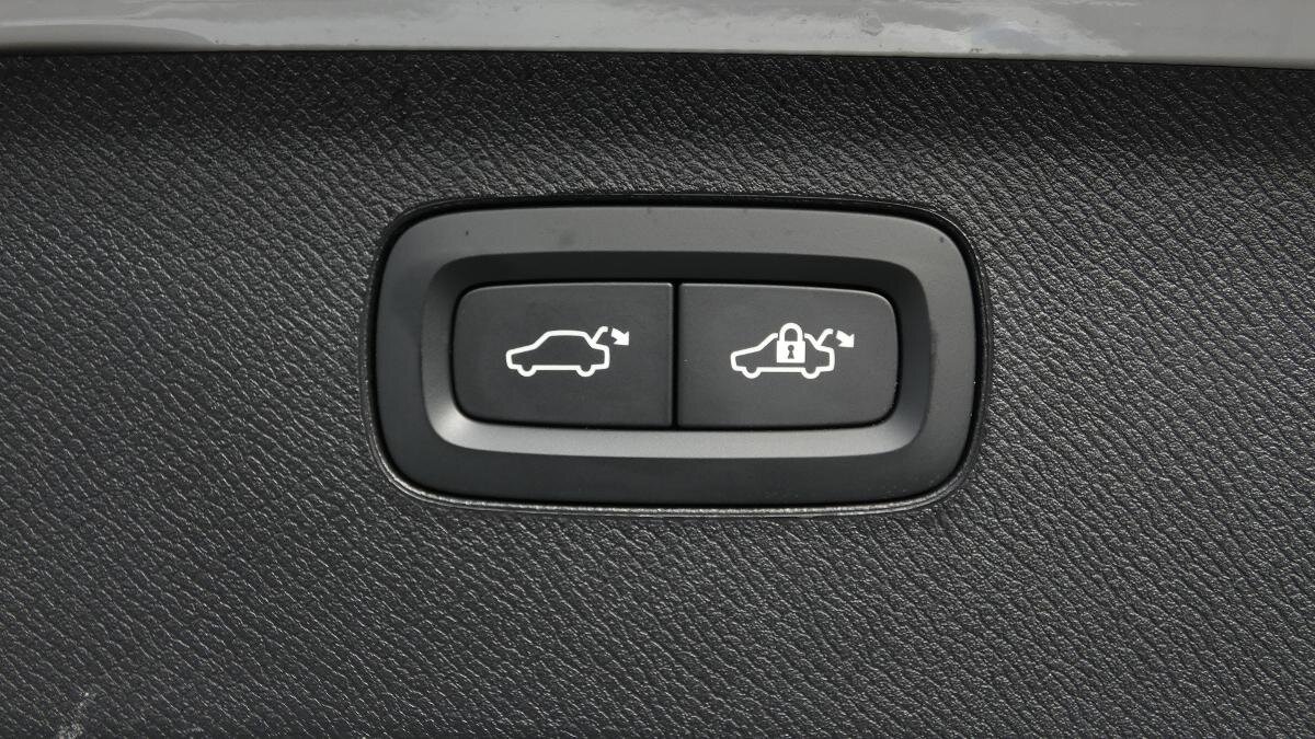 Volvo XC90 SUV / Terénní 2,0 l 173 kw