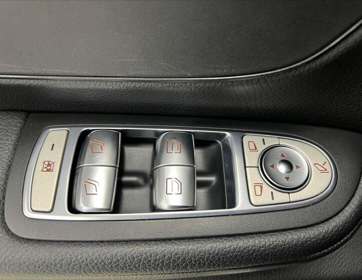 Mercedes-Benz Třídy V 20