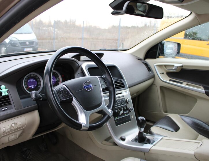 Volvo XC60 SUV / Terénní 2,4 l 129 kw