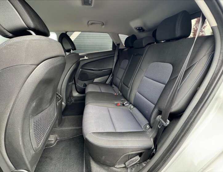 Hyundai Tucson SUV / Terénní 1,6 l 97 kw